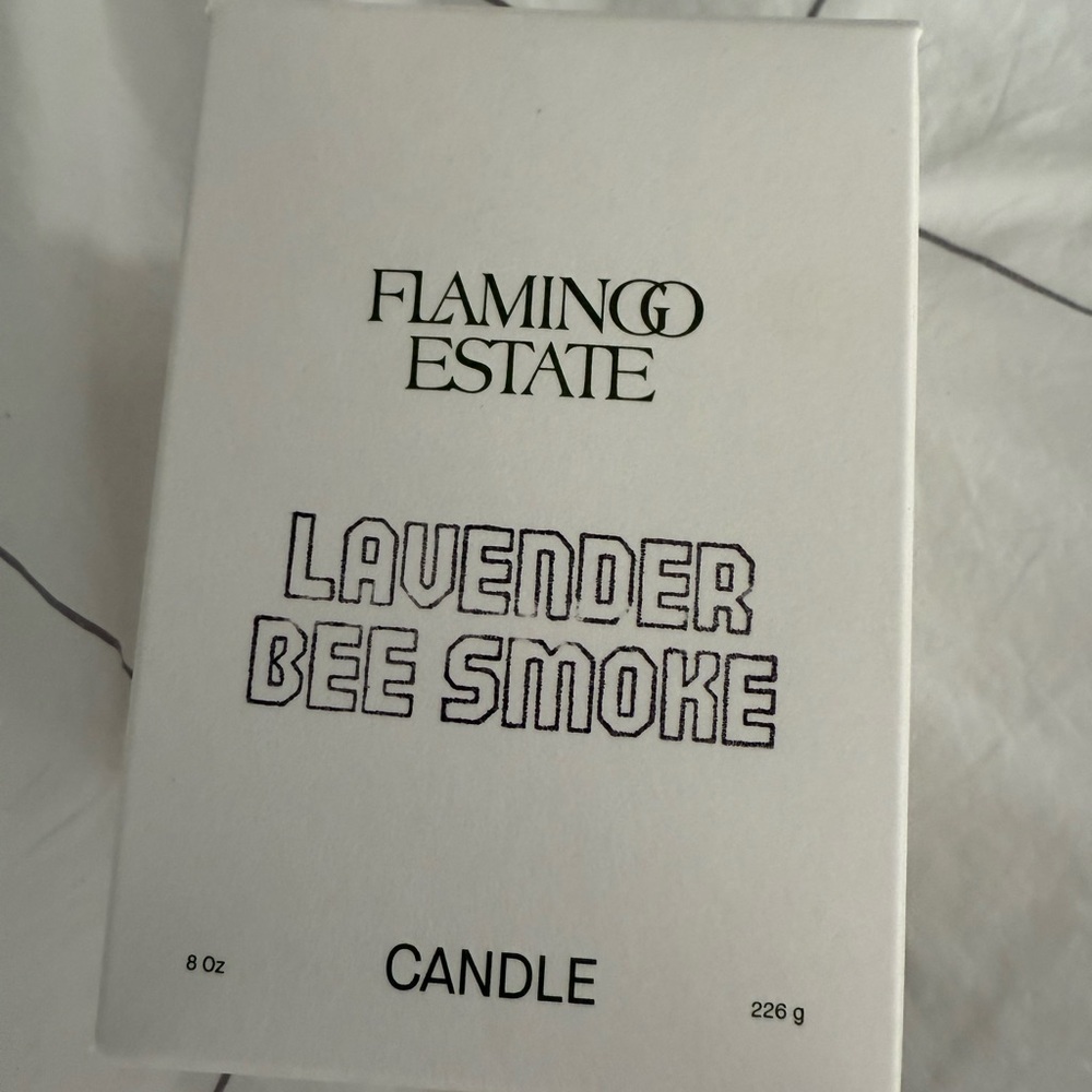 Flamingo Estate Lavender Bee Smoke Candle